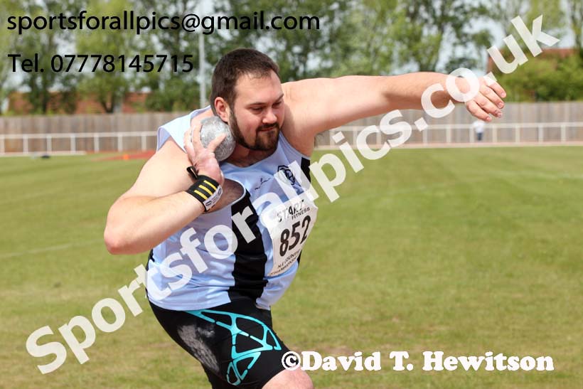 Senior mens shot, North Eastern Track and Fields Champs., Middlesbrough. Photo: David T. Hewitson/Sports for All Pics